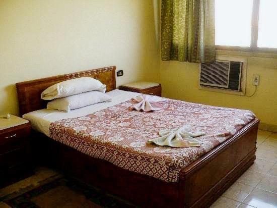 Memnon Hotel Aswan Zewnętrze zdjęcie